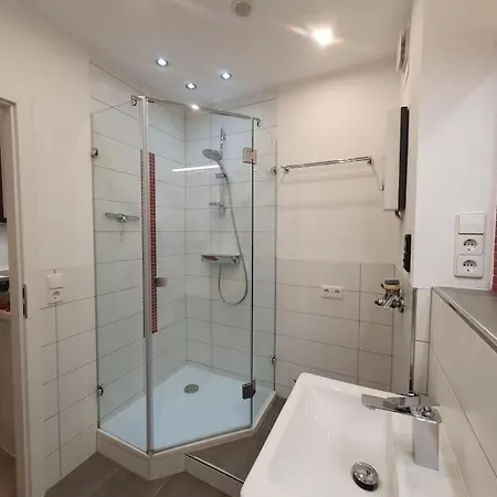 Mit Teil Sicht Und Schwimmbad Uhldingen-Mühlhofen